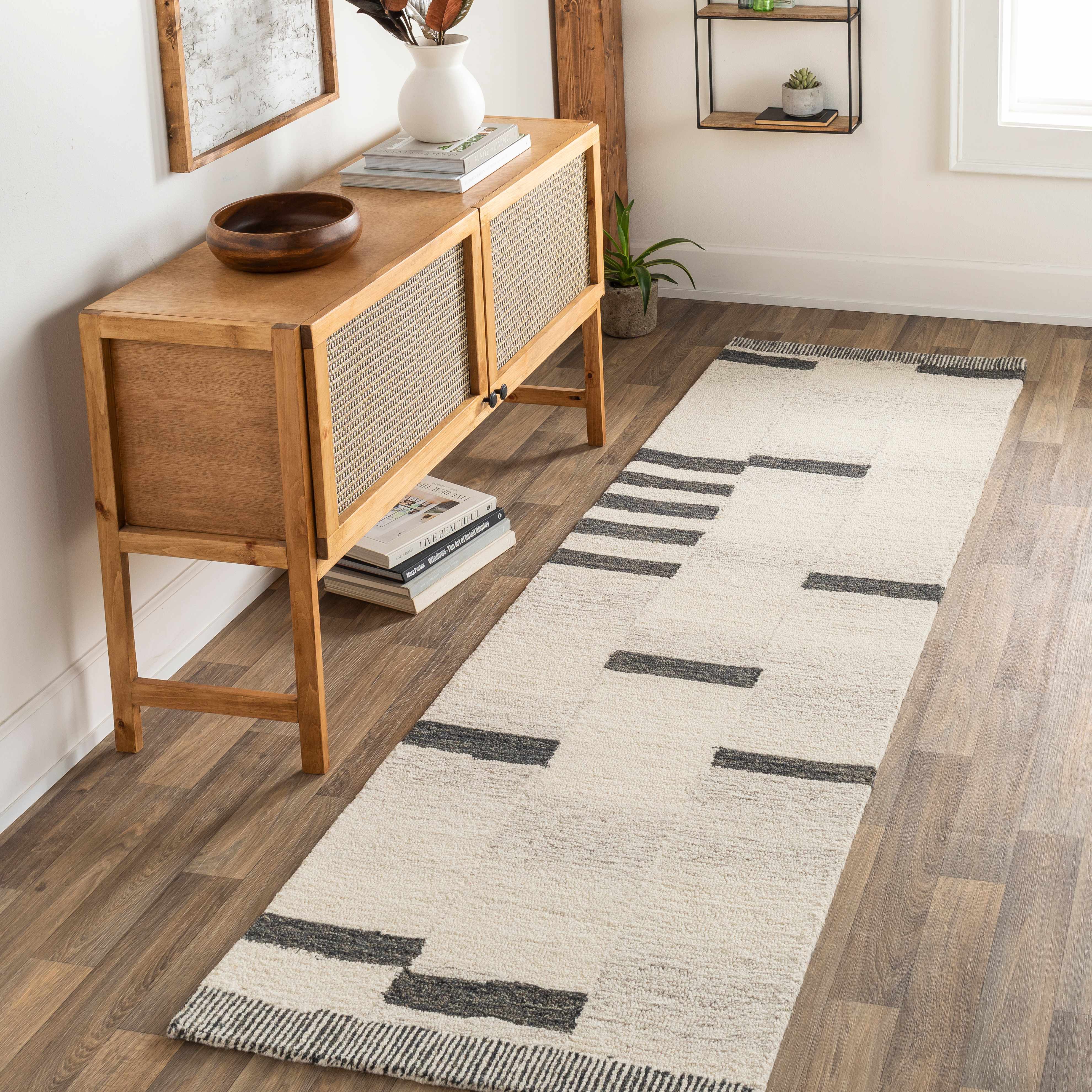Aibonito Wool Area Rug - Decor Addict, LLC