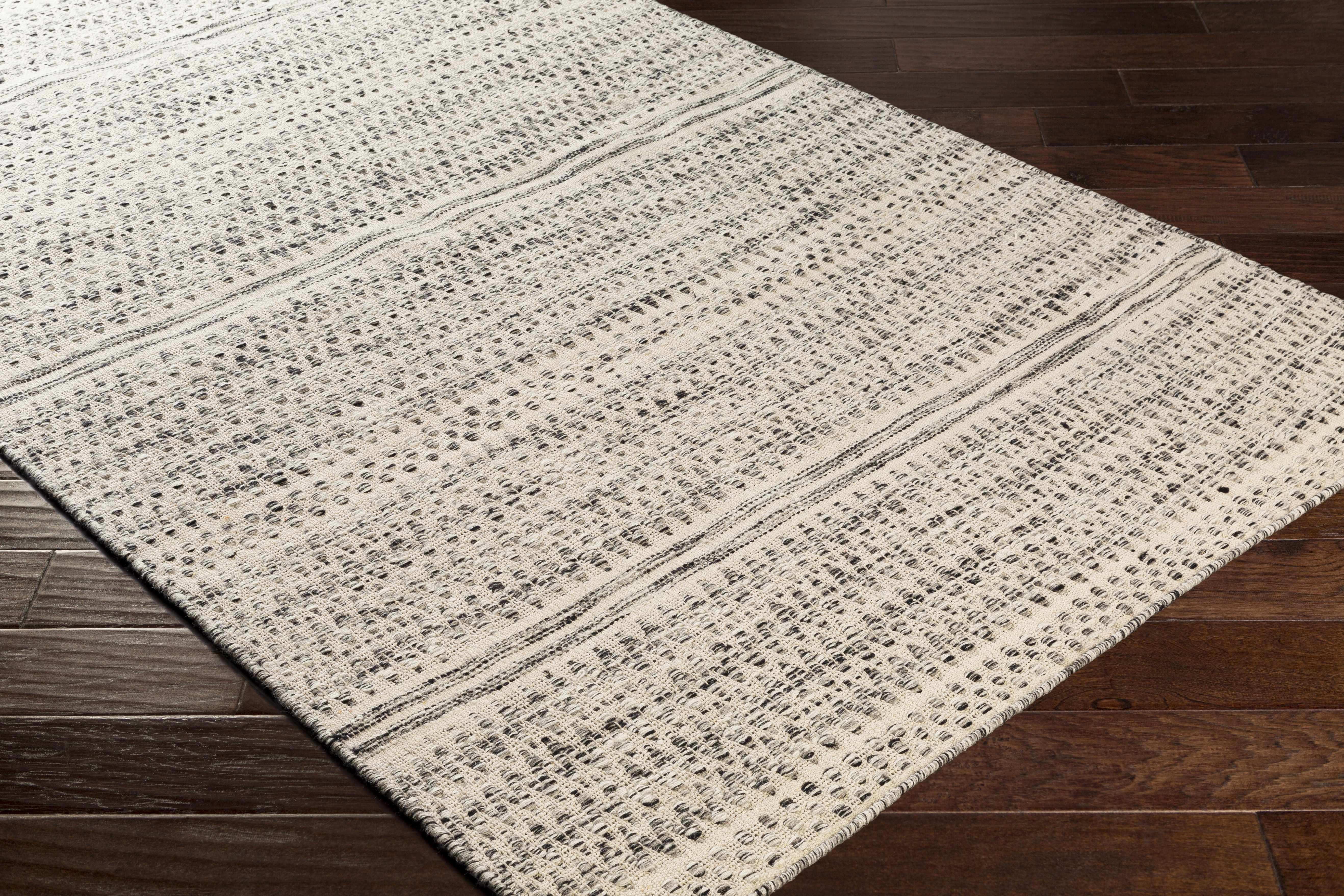 Arabi Wool Area Rug - Decor Addict, LLC