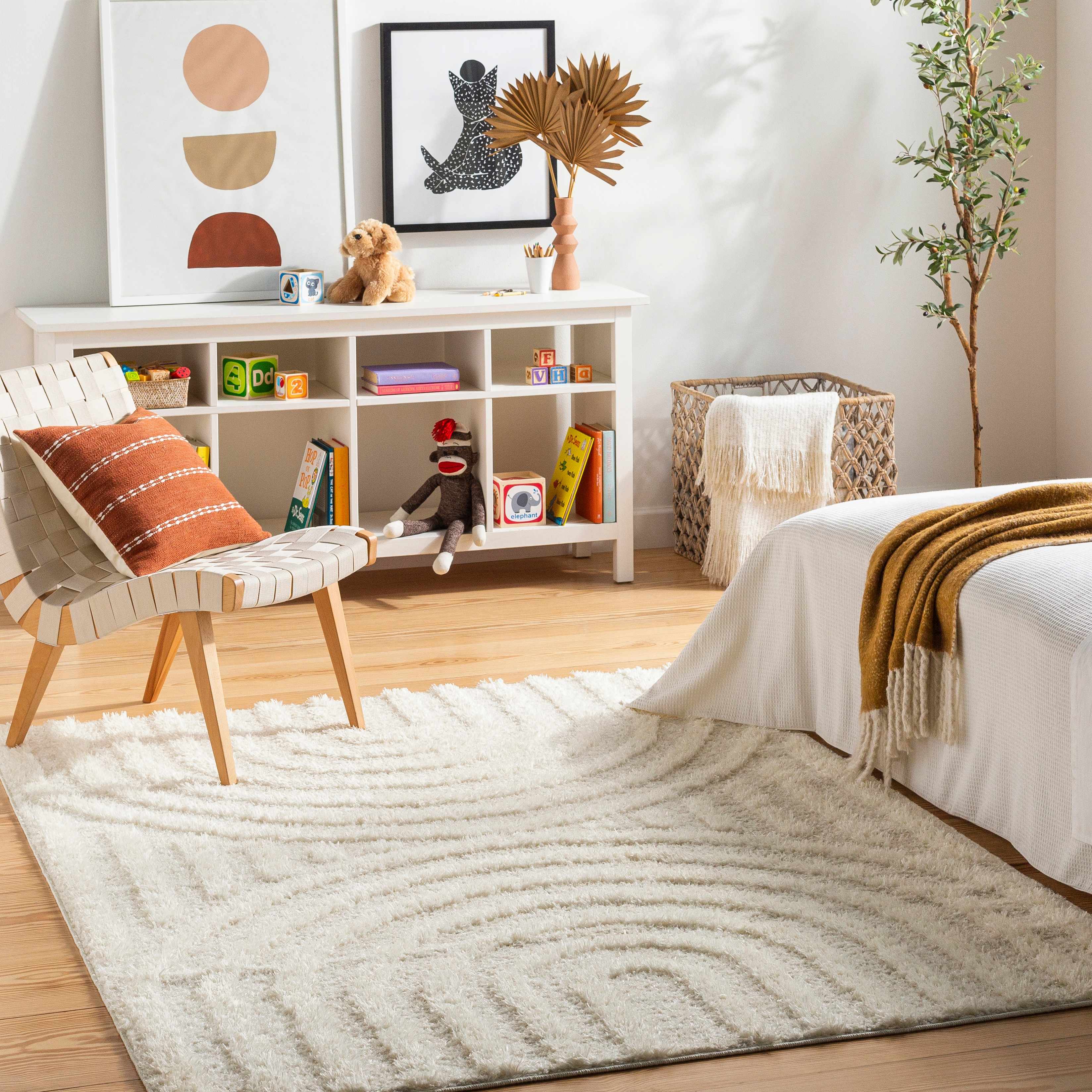Arnel Cream Area Rug - Decor Addict, LLC