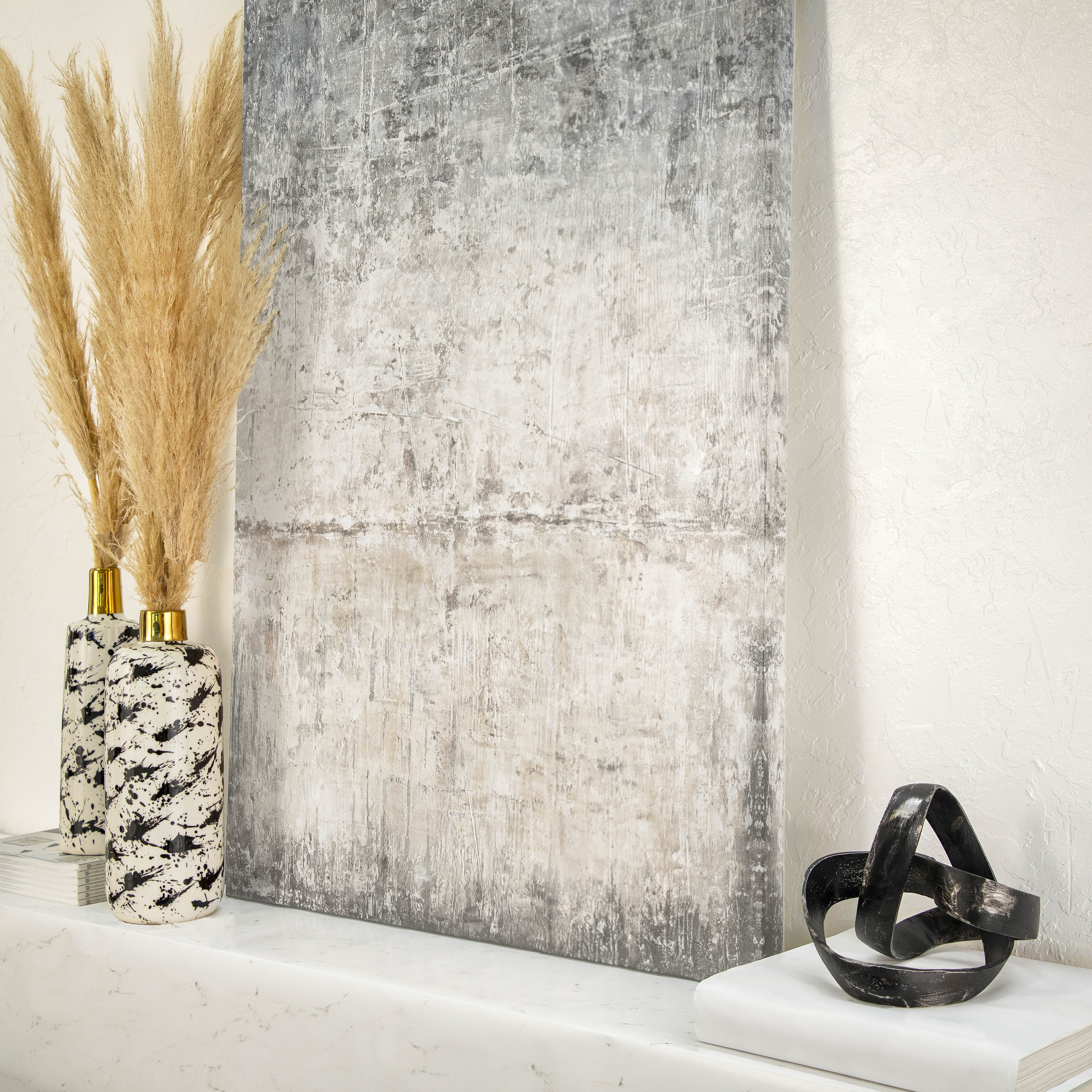 15"H Vase W/ Gold Lid, White/Black - Decor Addict, LLC