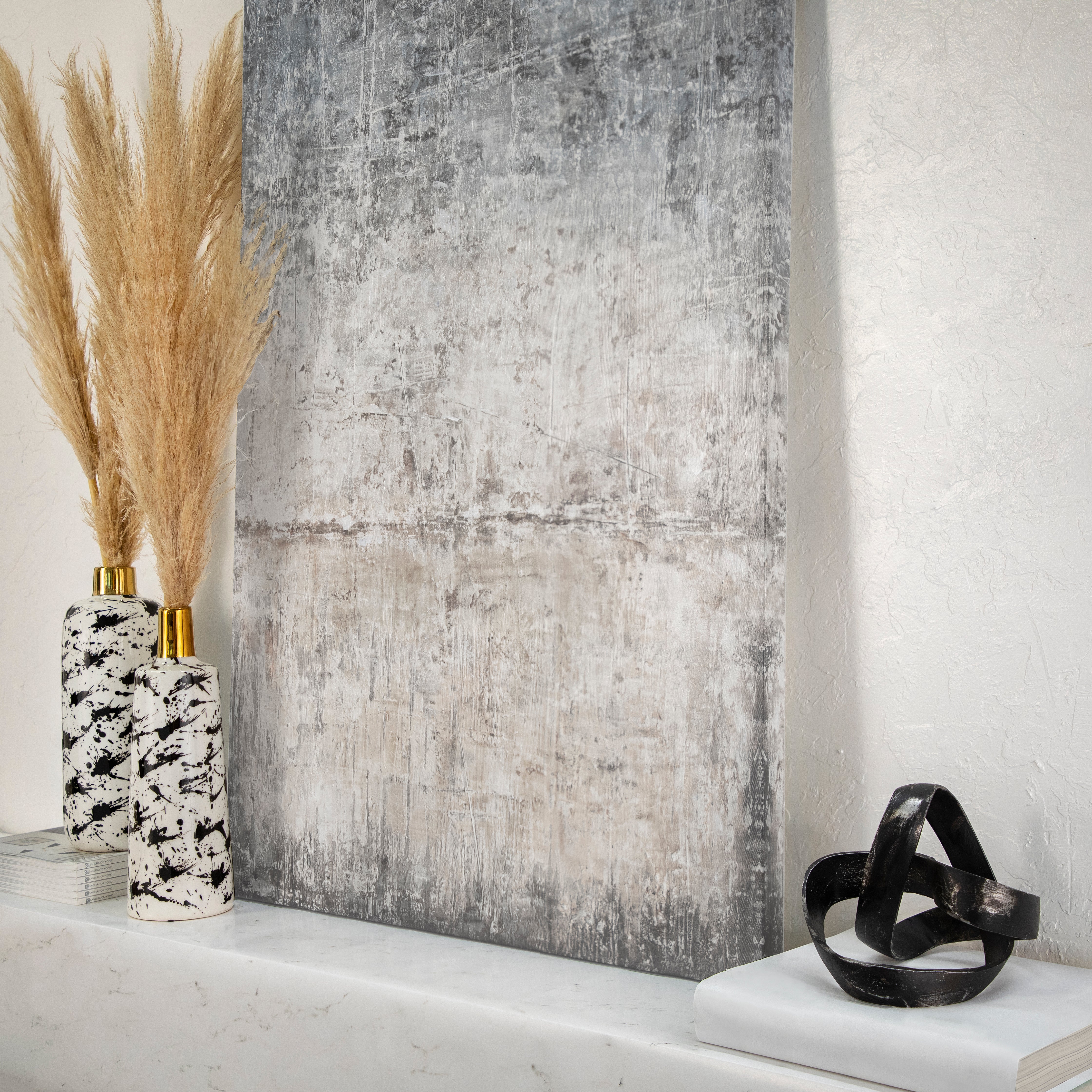 15"H Vase W/ Gold Lid, White/Black - Decor Addict, LLC