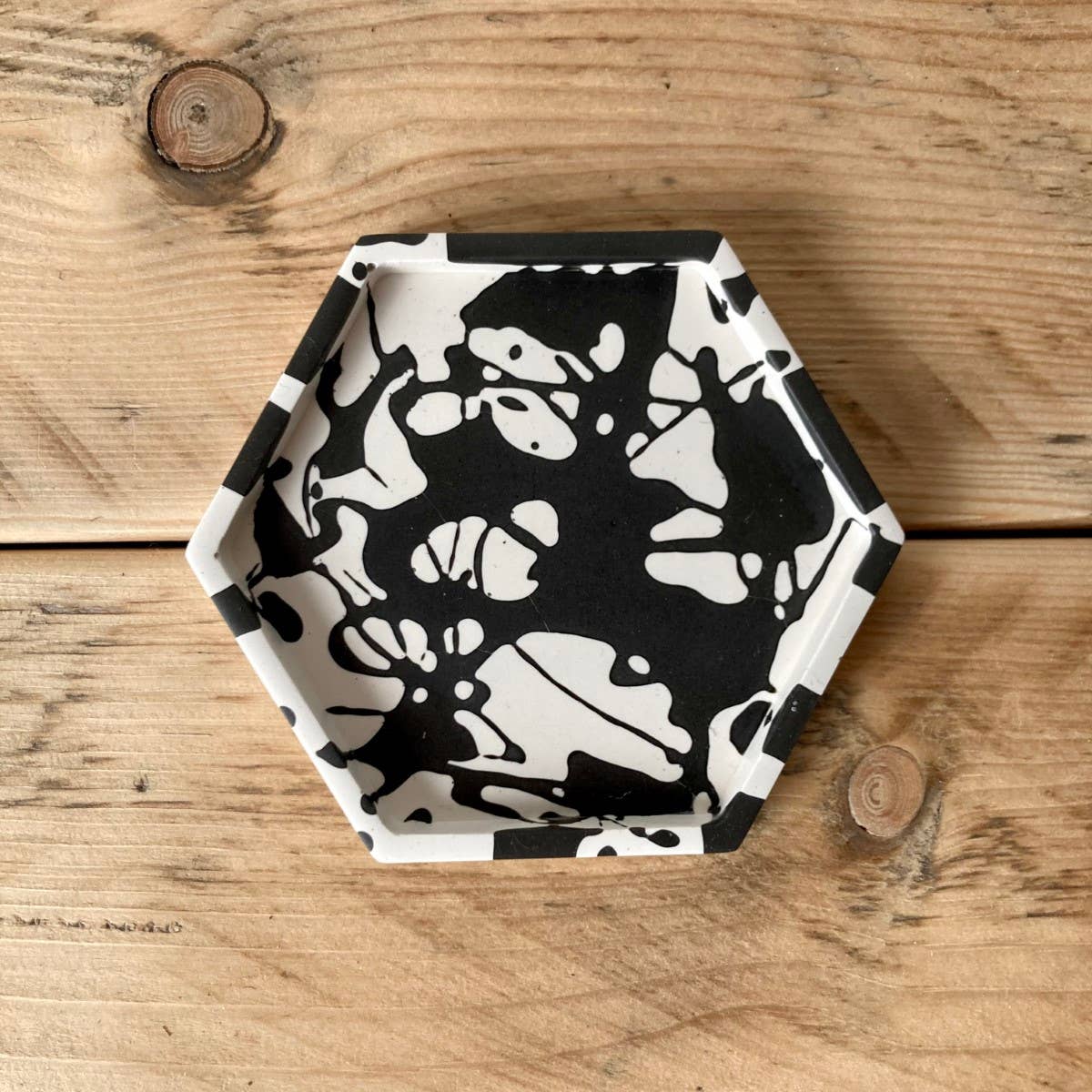 Monochrome Splatter Hexagonal Dish - Decor Addict, LLC