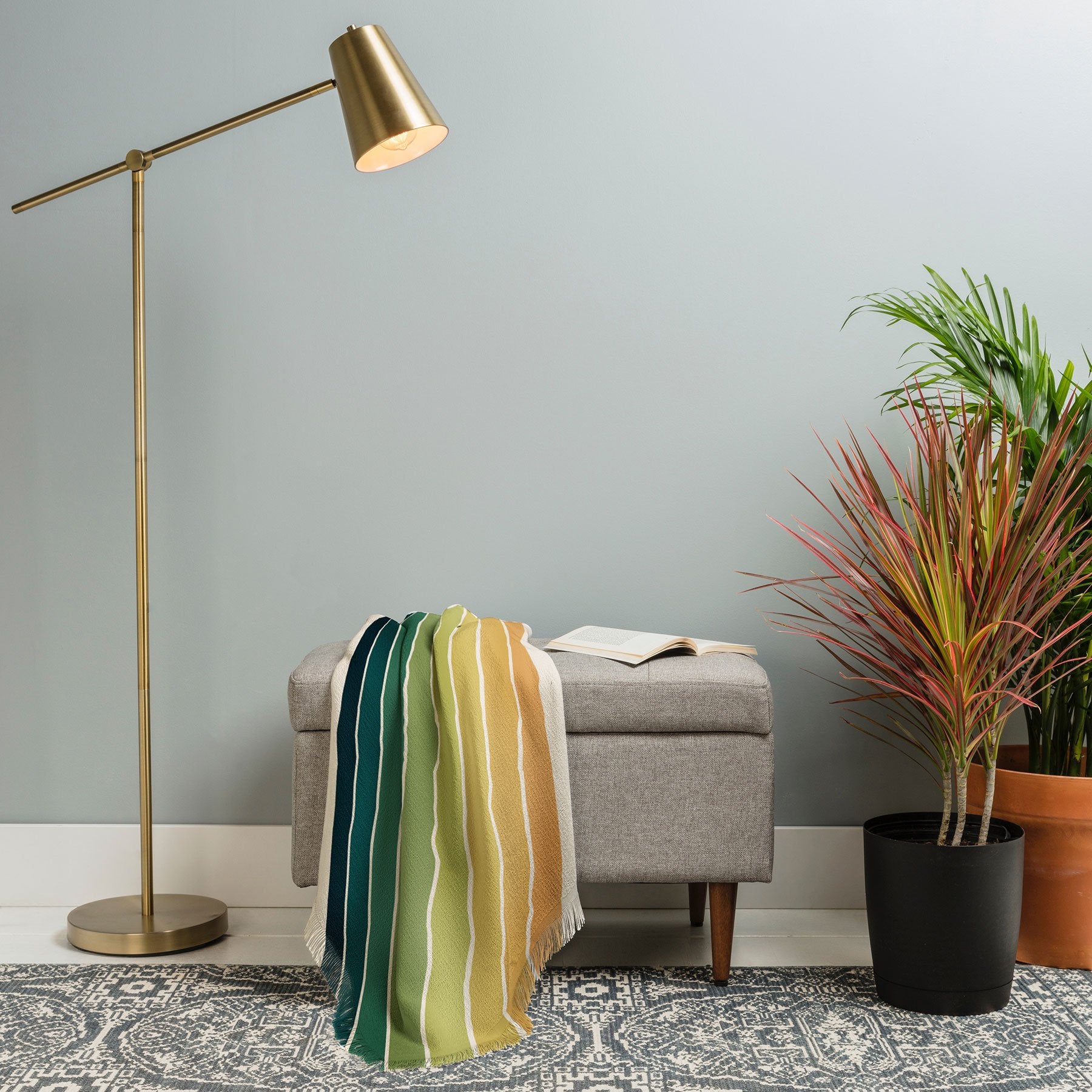 Colour Poems Gradient Arch Xxvi Throw Blanket - Decor Addict, LLC