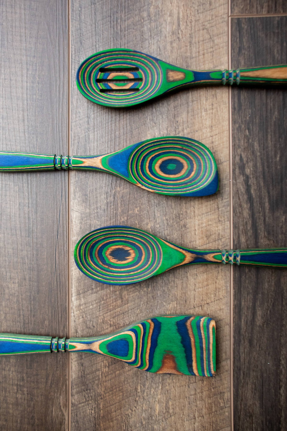 12" Peacock Pakka Corner Spoon