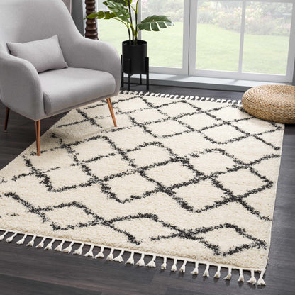 Wallagrass Beige/Black Trellis Tassel Shag - Decor Addict, LLC