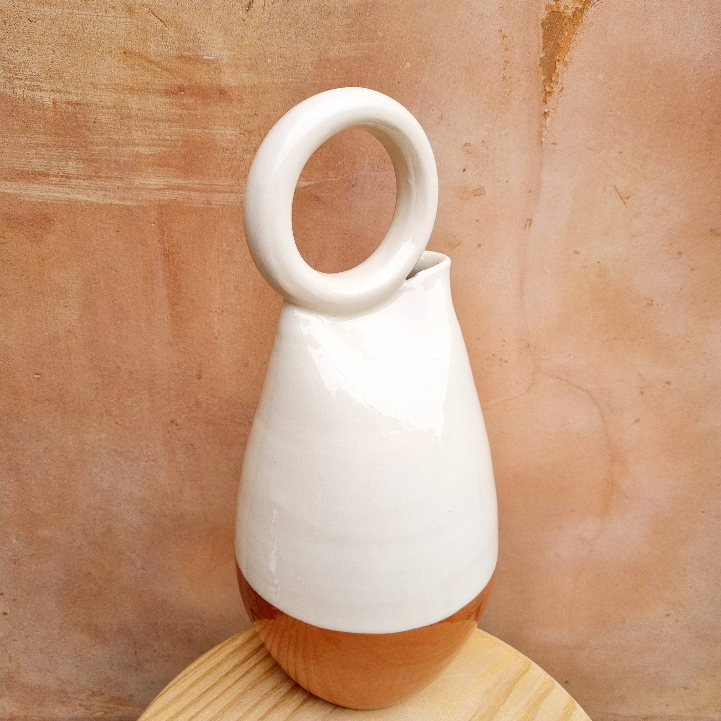 Traditional hoop vase.: S - Decor Addict, LLC