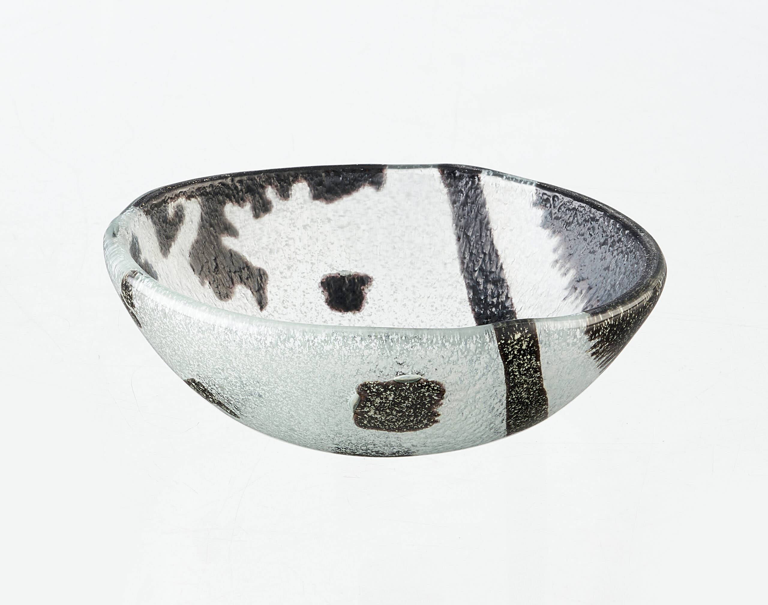 Wavy Bowl Tray 12x5 Black & White Bold #: Black & White / Glass - Decor Addict, LLC