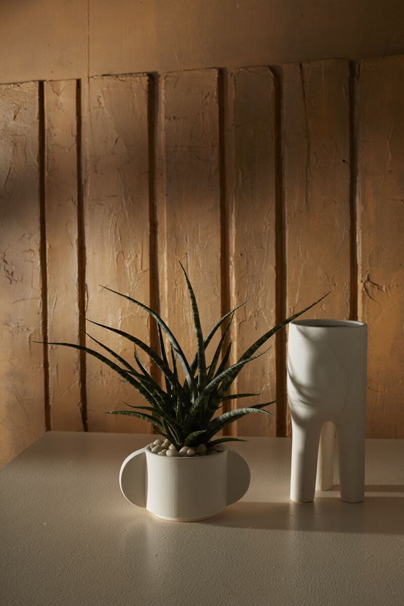 Dache Pot with Saucer — 8" x 5" x 15" - Decor Addict, LLC