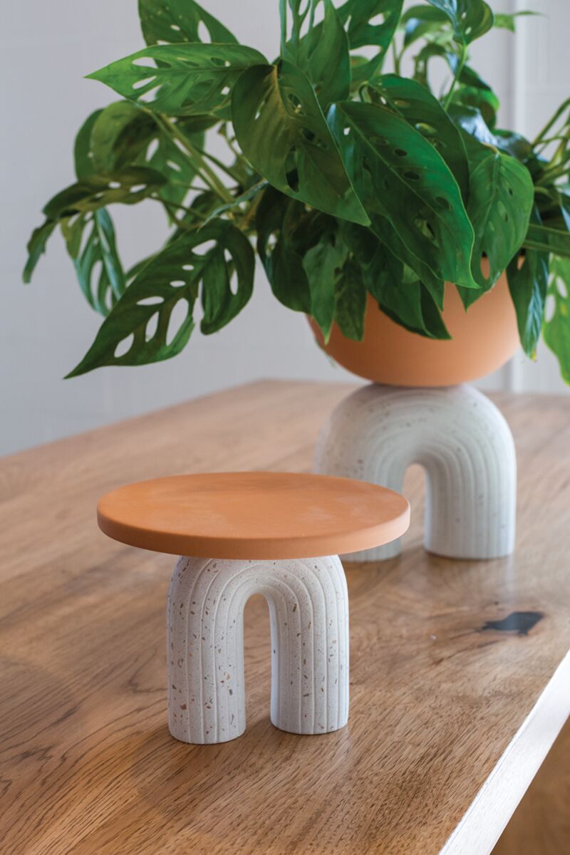 Enara Stand 7"x 5" - Decor Addict, LLC