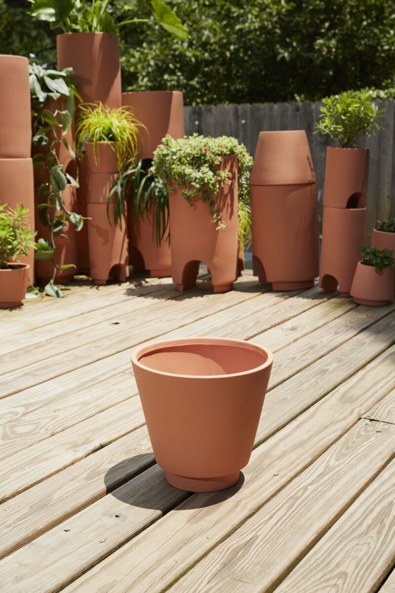Lucca Stacking Planter - Large Funnel — 11.25" x 10.25" - Decor Addict, LLC