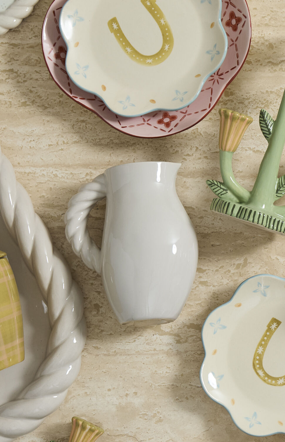 Manon Pitcher - view 3