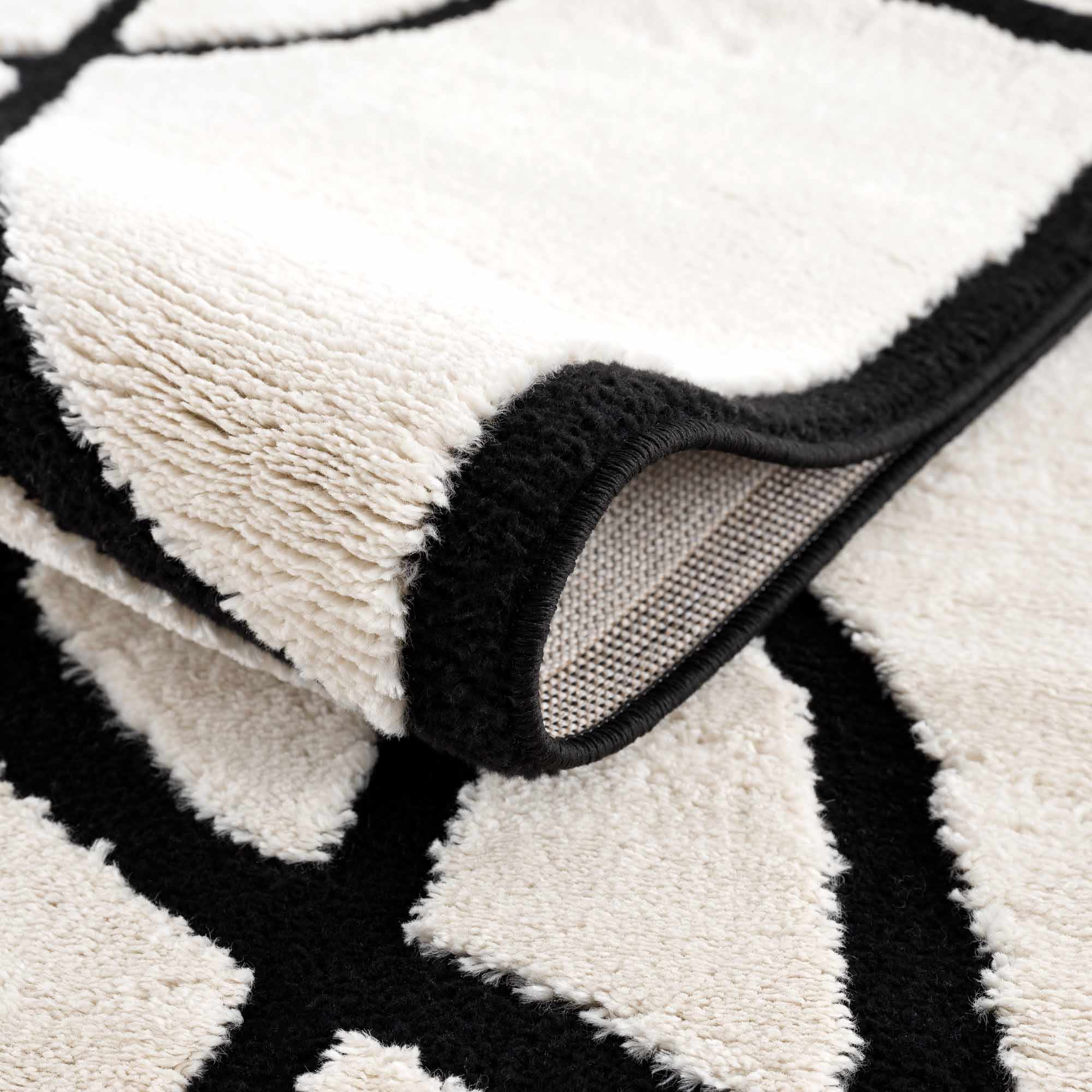 Azana Black & White Area Rug - Decor Addict, LLC