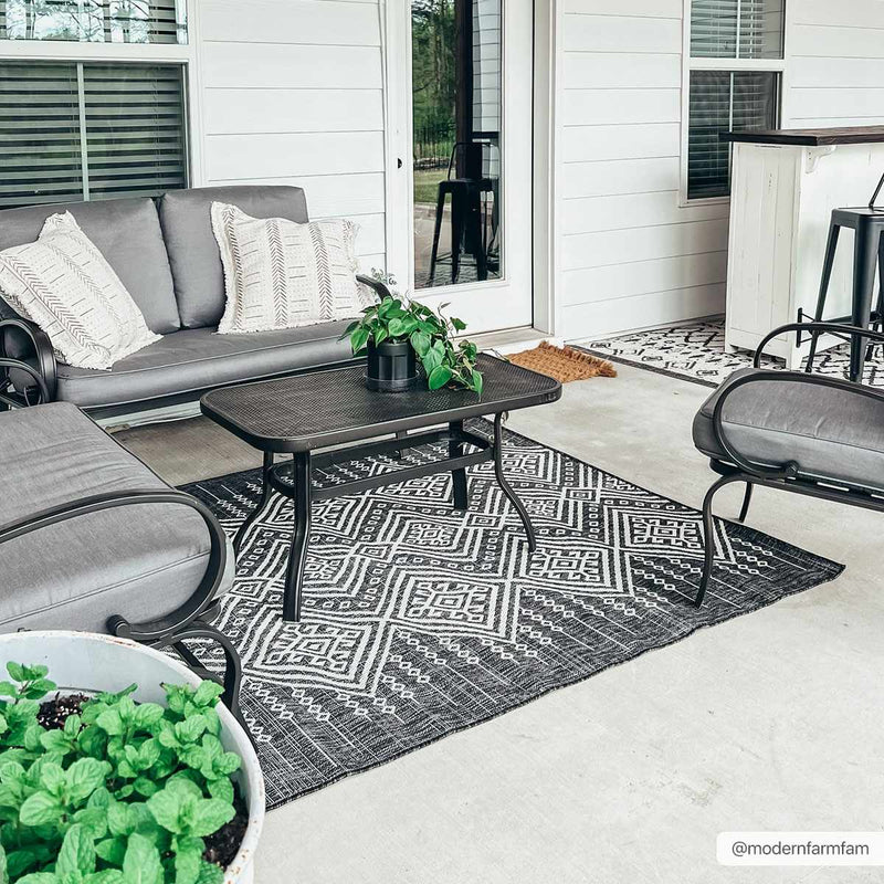 Frankville Outdoor Rug - Decor Addict, LLC