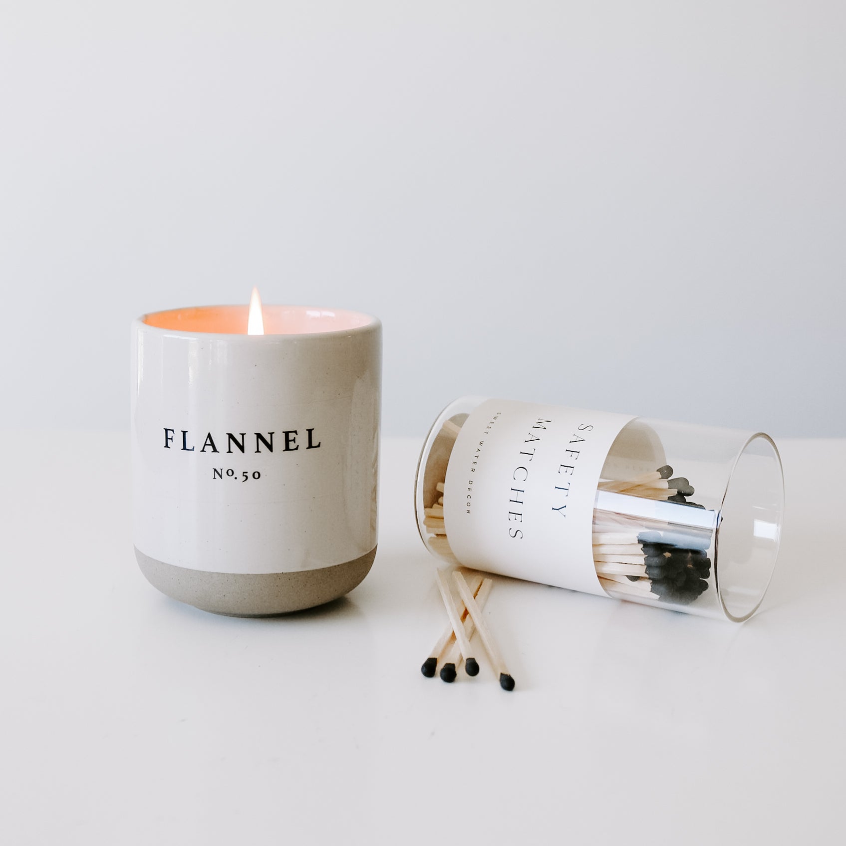 Black Tip Medium Hearth Matches - 100 Count, 4" - Decor Addict, LLC