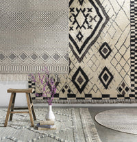 Blakeview Hand Woven Wool Rug - Decor Addict, LLC