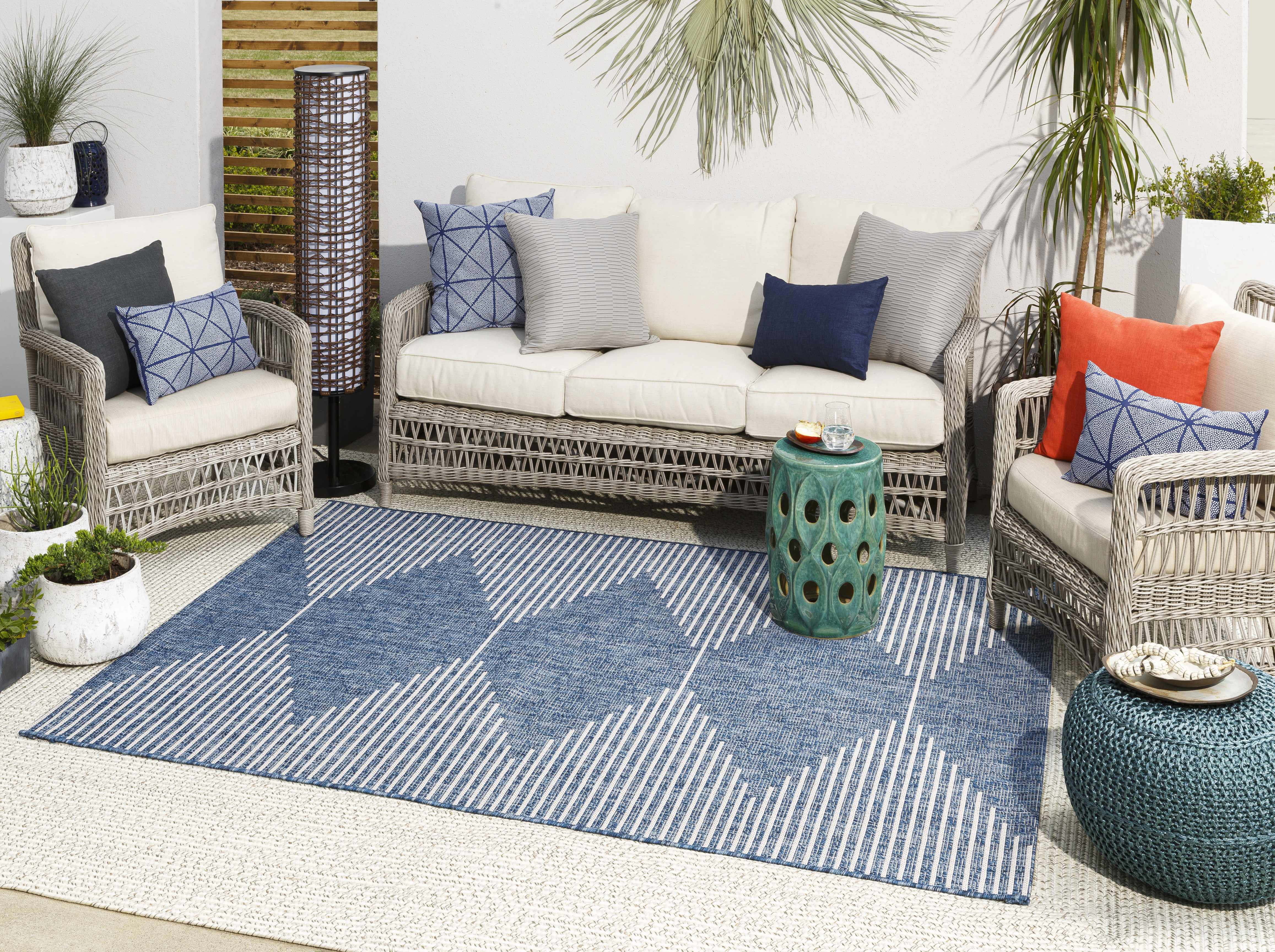 Stephan Navy Area Rug - Decor Addict, LLC