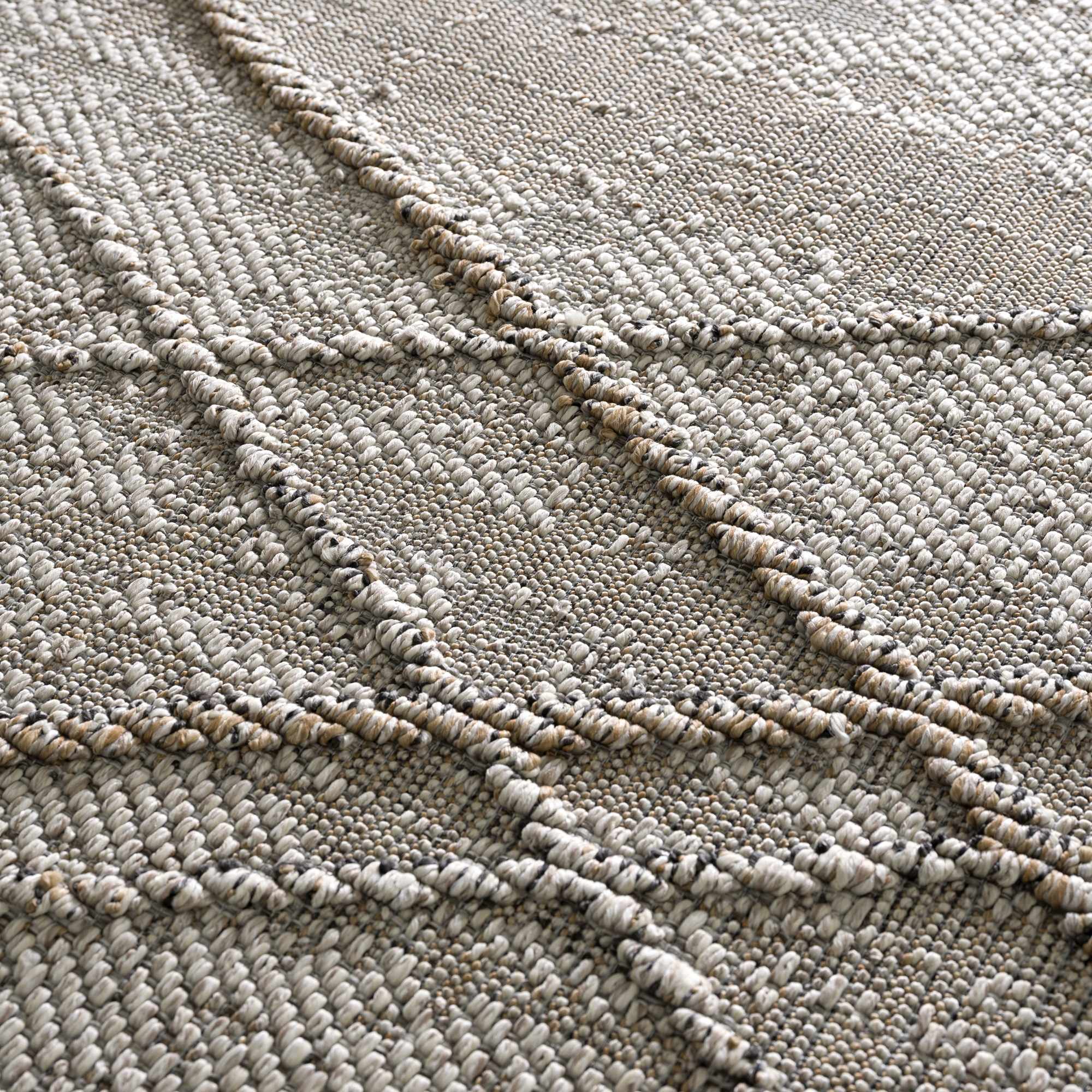 Baqer Bone & Tan Area Rug - Decor Addict, LLC