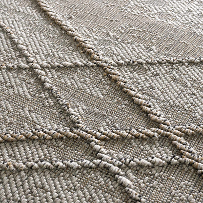 Baqer Bone & Tan Area Rug - Decor Addict, LLC