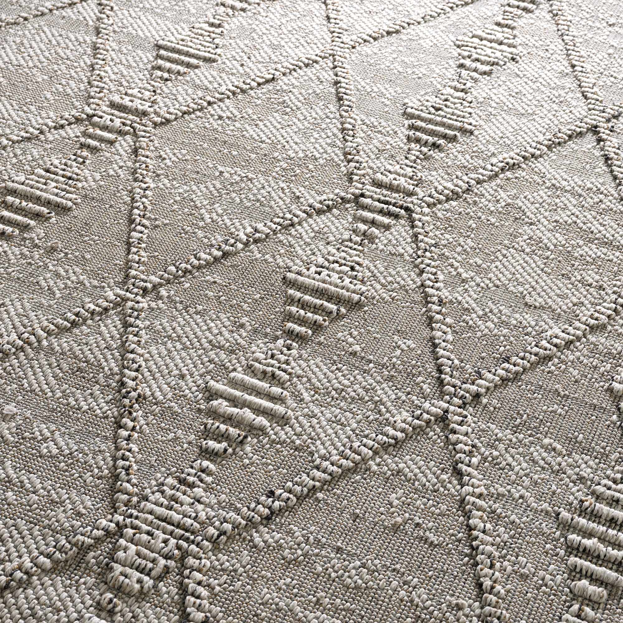 Nyla Bone Area Rug - Decor Addict, LLC