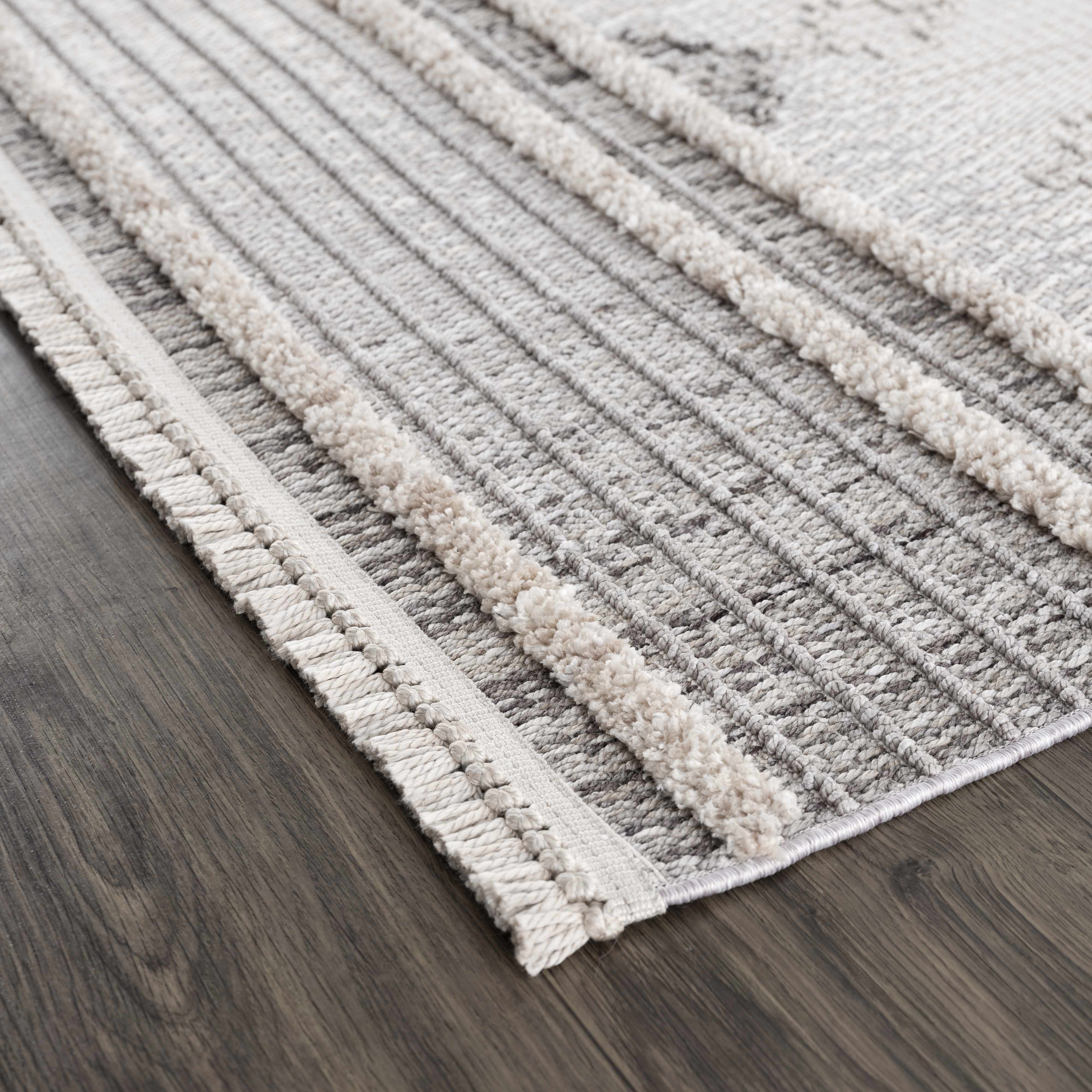 Amaga Area Rug - Decor Addict, LLC