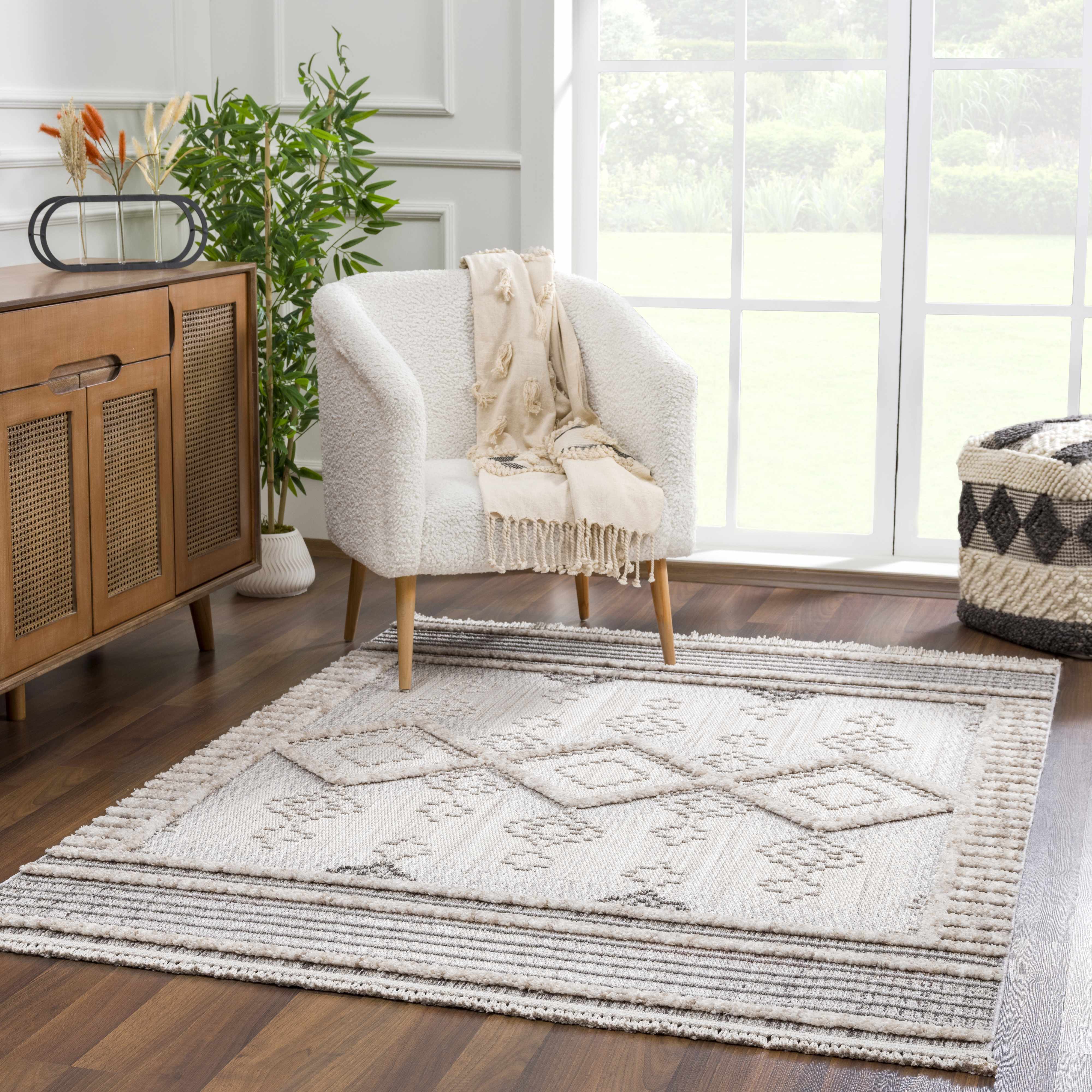 Amaga Area Rug - Decor Addict, LLC