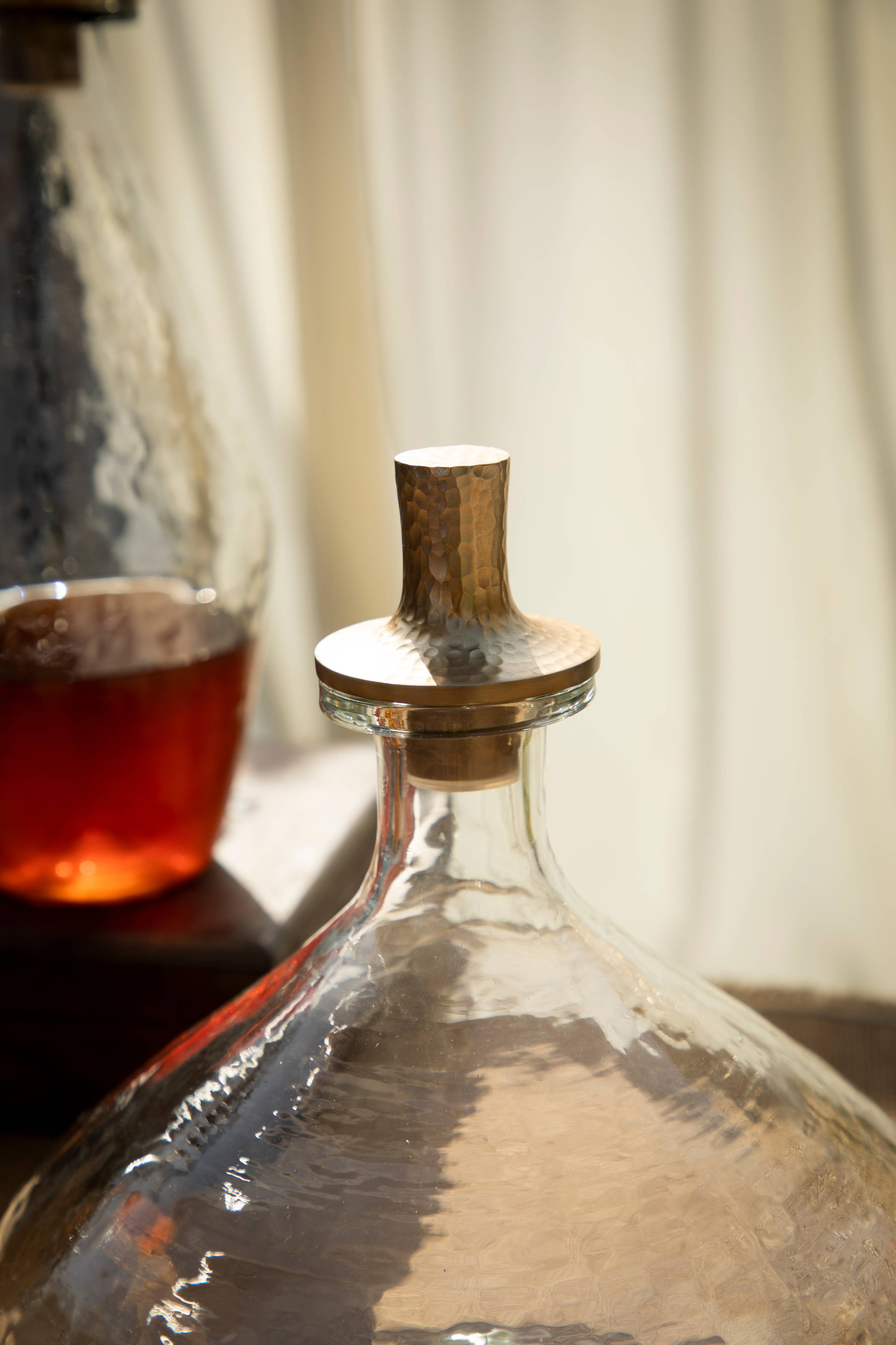 Pebbled Decanter Wide - Decor Addict, LLC