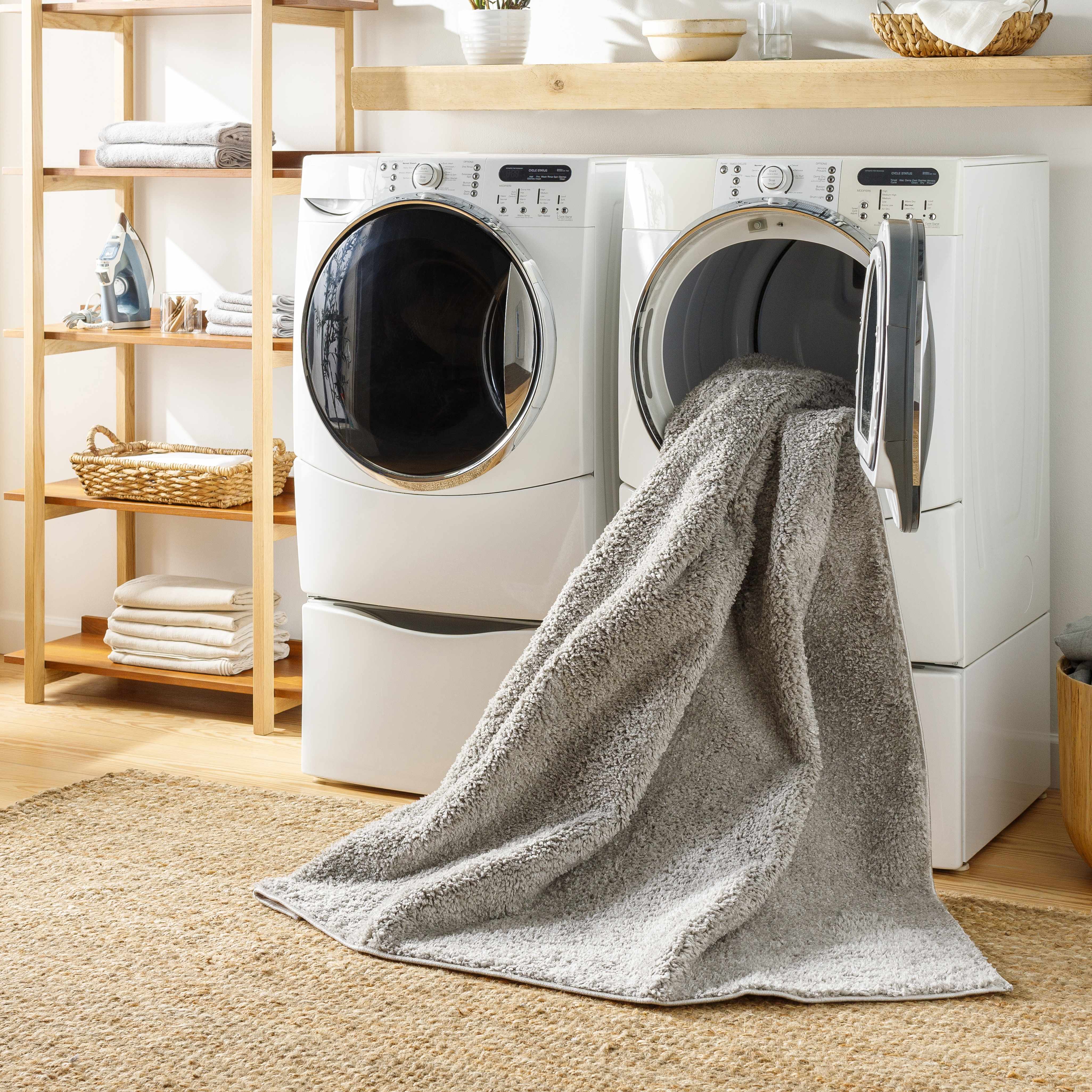 Judy Light Gray Washable Area Rug - Decor Addict, LLC