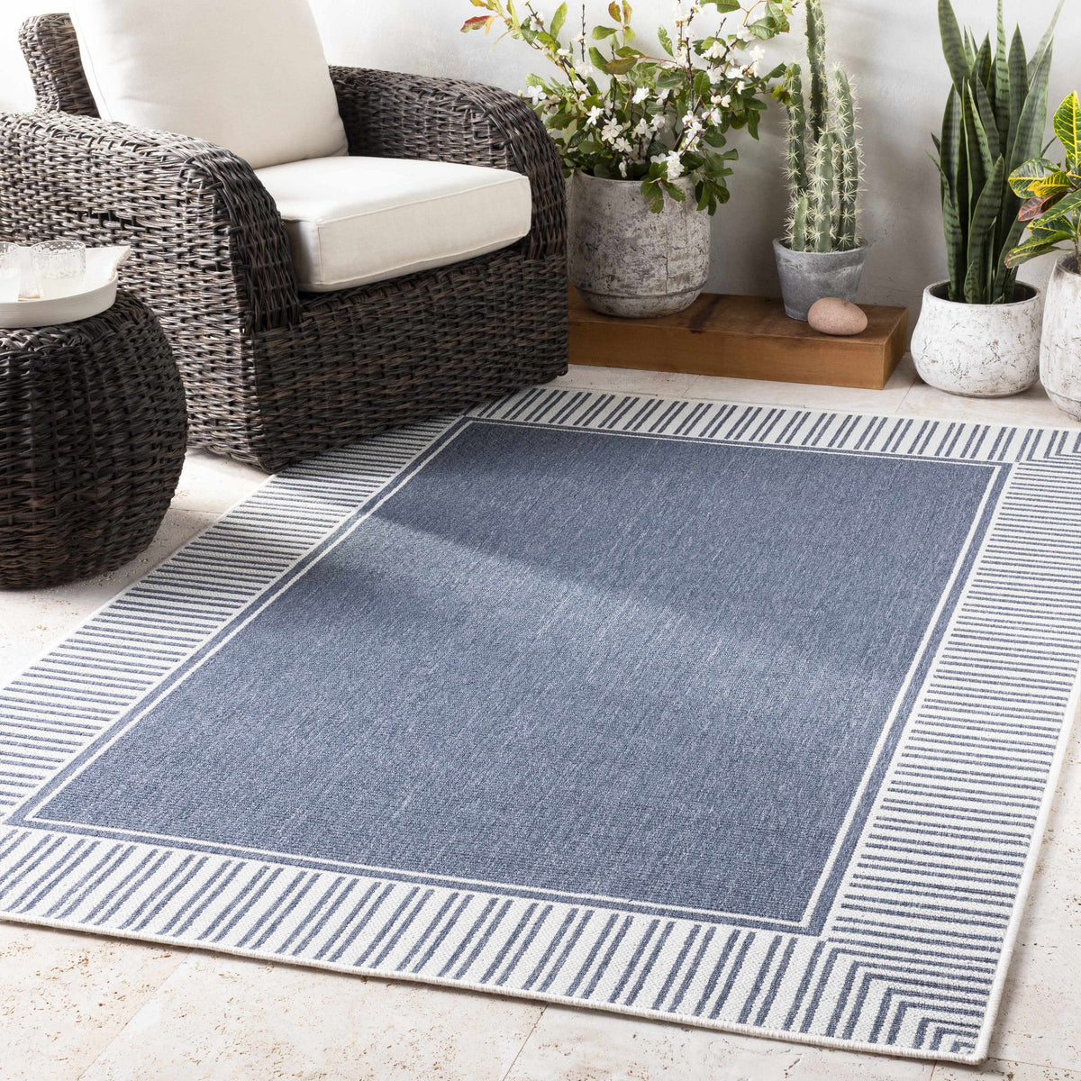 Hettick Area Rug - Decor Addict, LLC