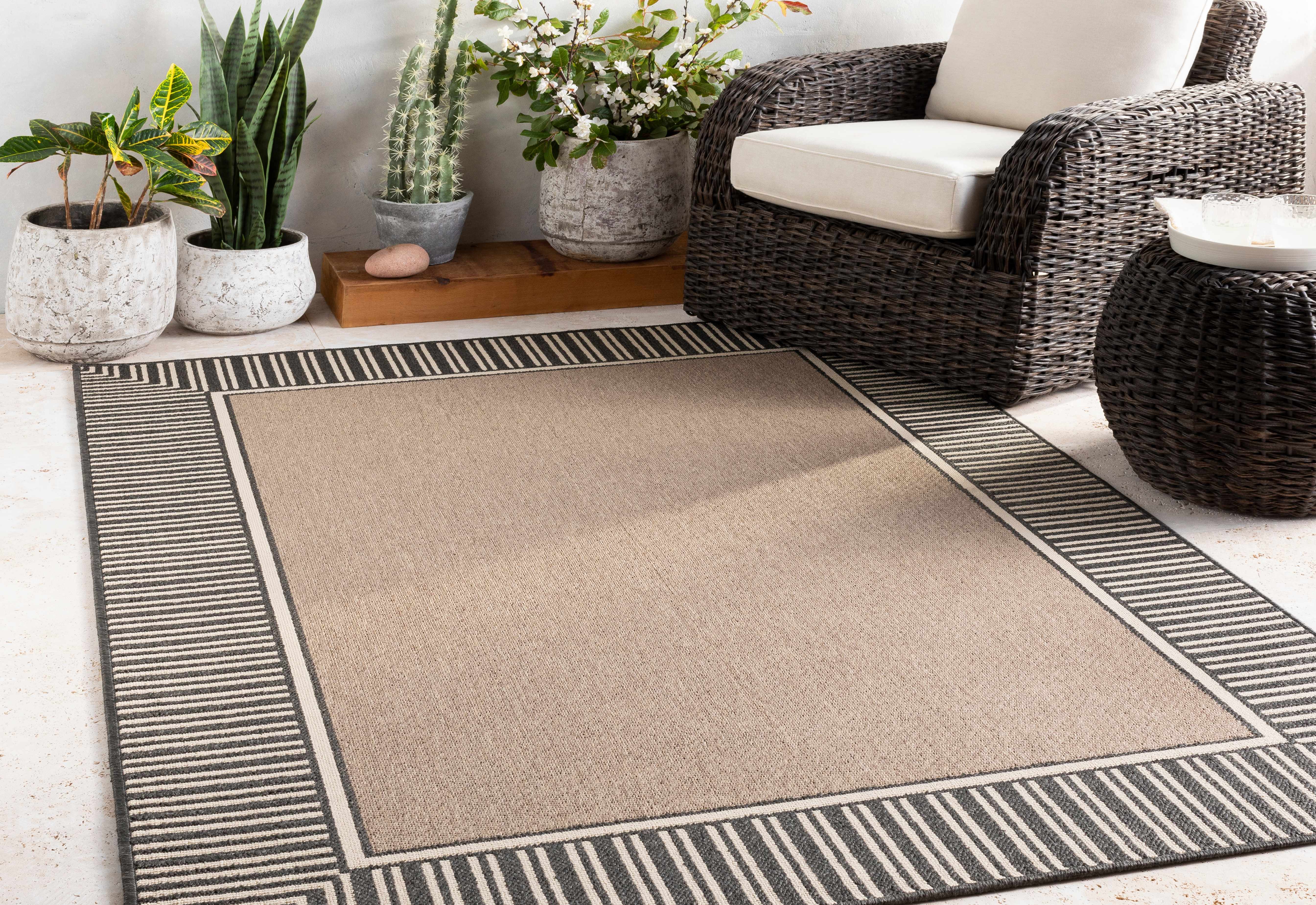 Kidron Area Rug - Decor Addict, LLC