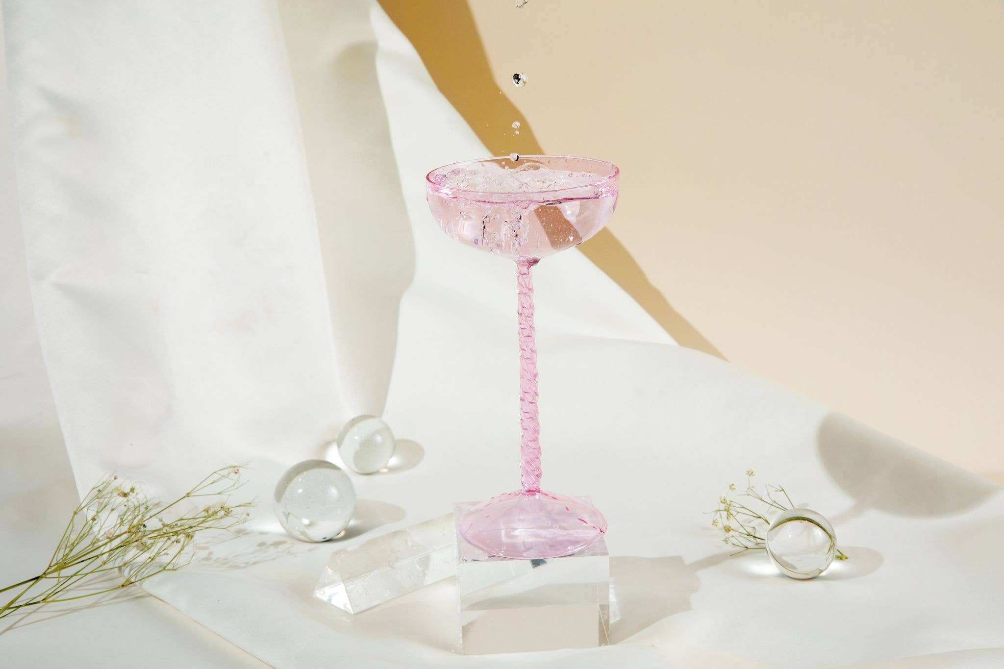 Pink Coupe Glass - Decor Addict, LLC