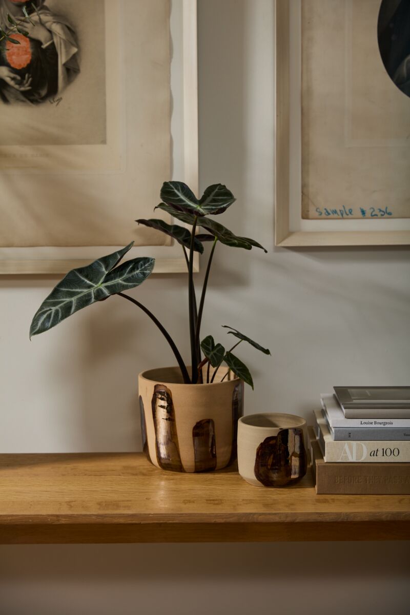 Bronze Brushstroke Pot 7.75"x 6.5" - Decor Addict, LLC