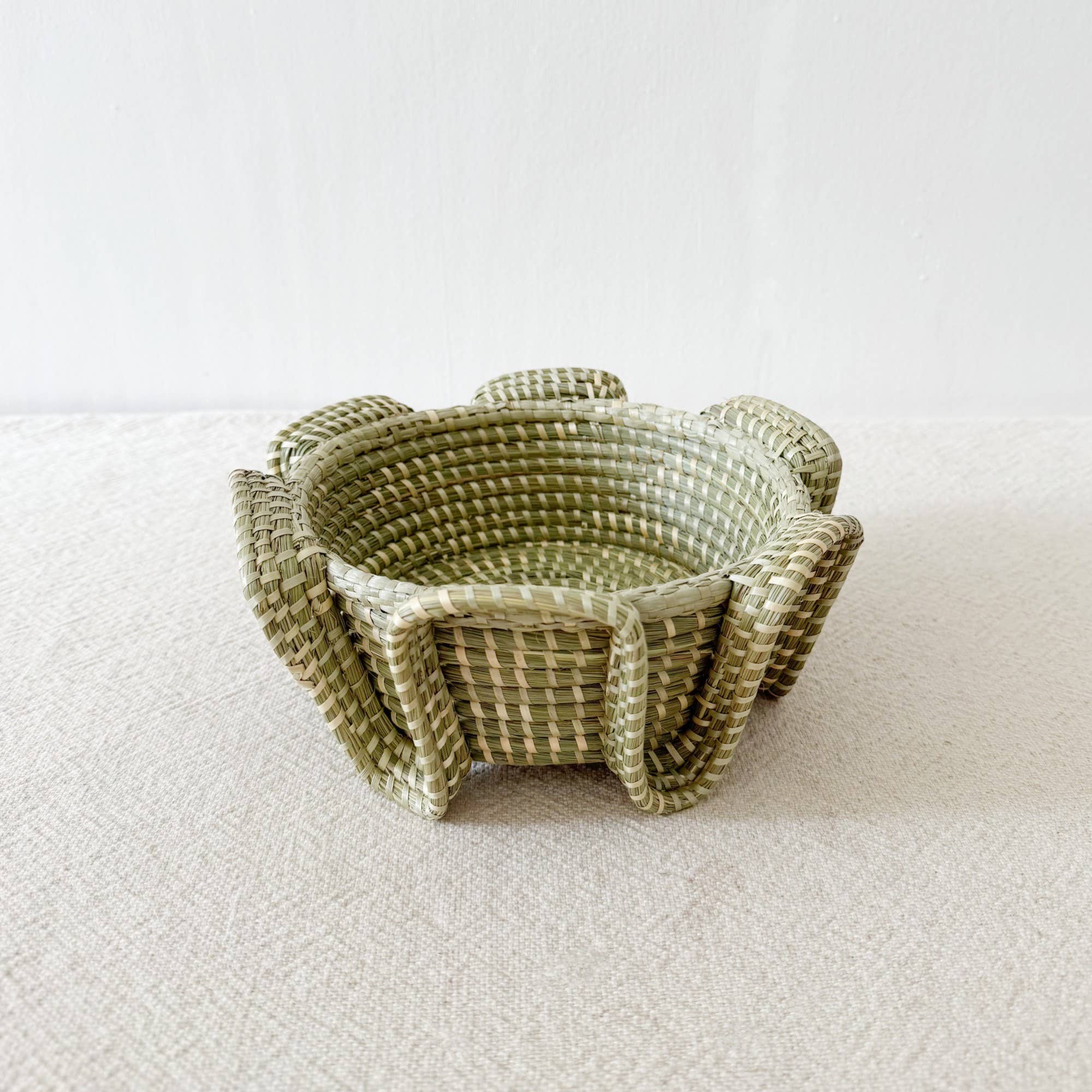 Serpent Sweetgrass Basket: Medium