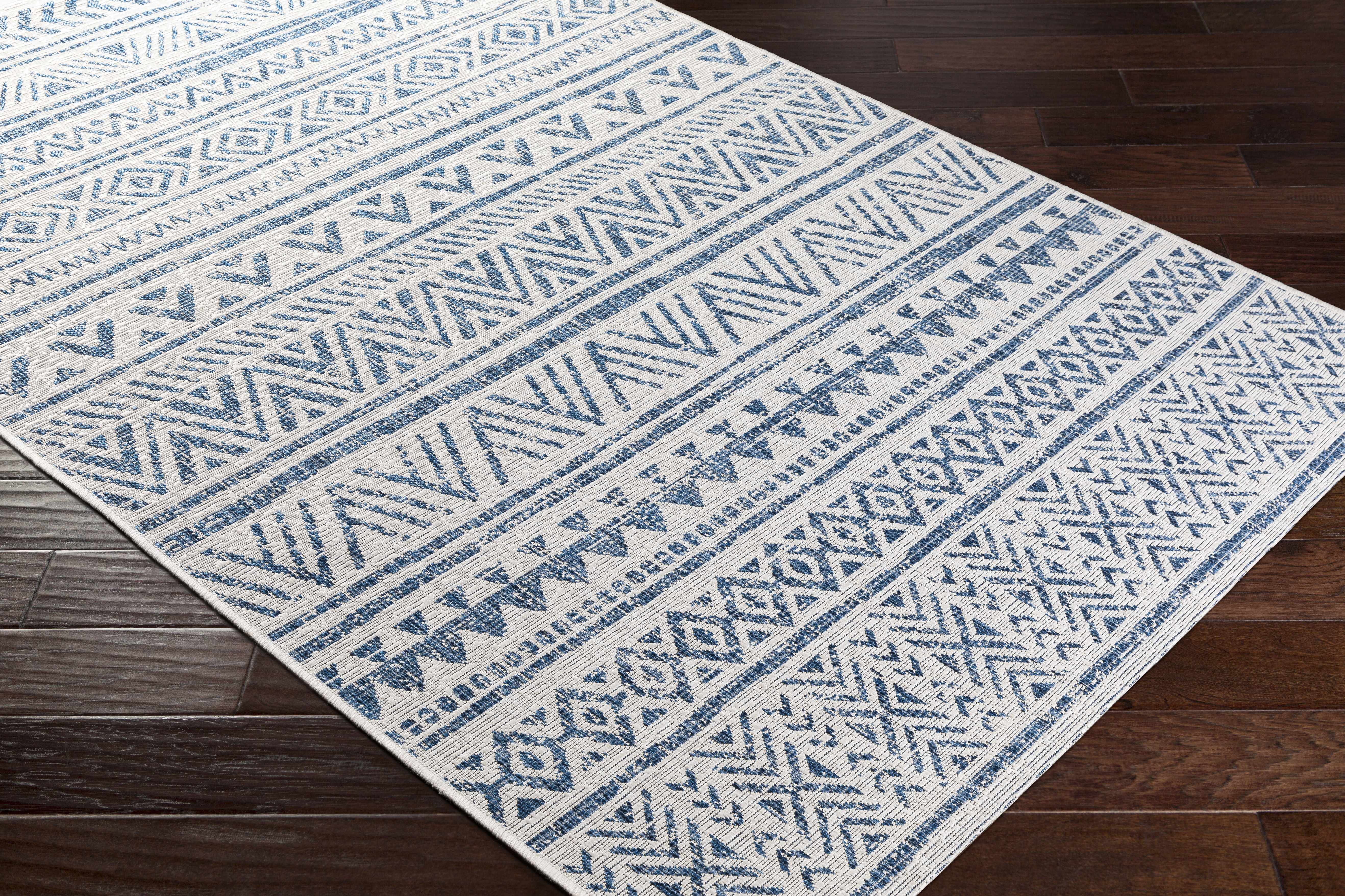Forfar Area Rug - Decor Addict, LLC