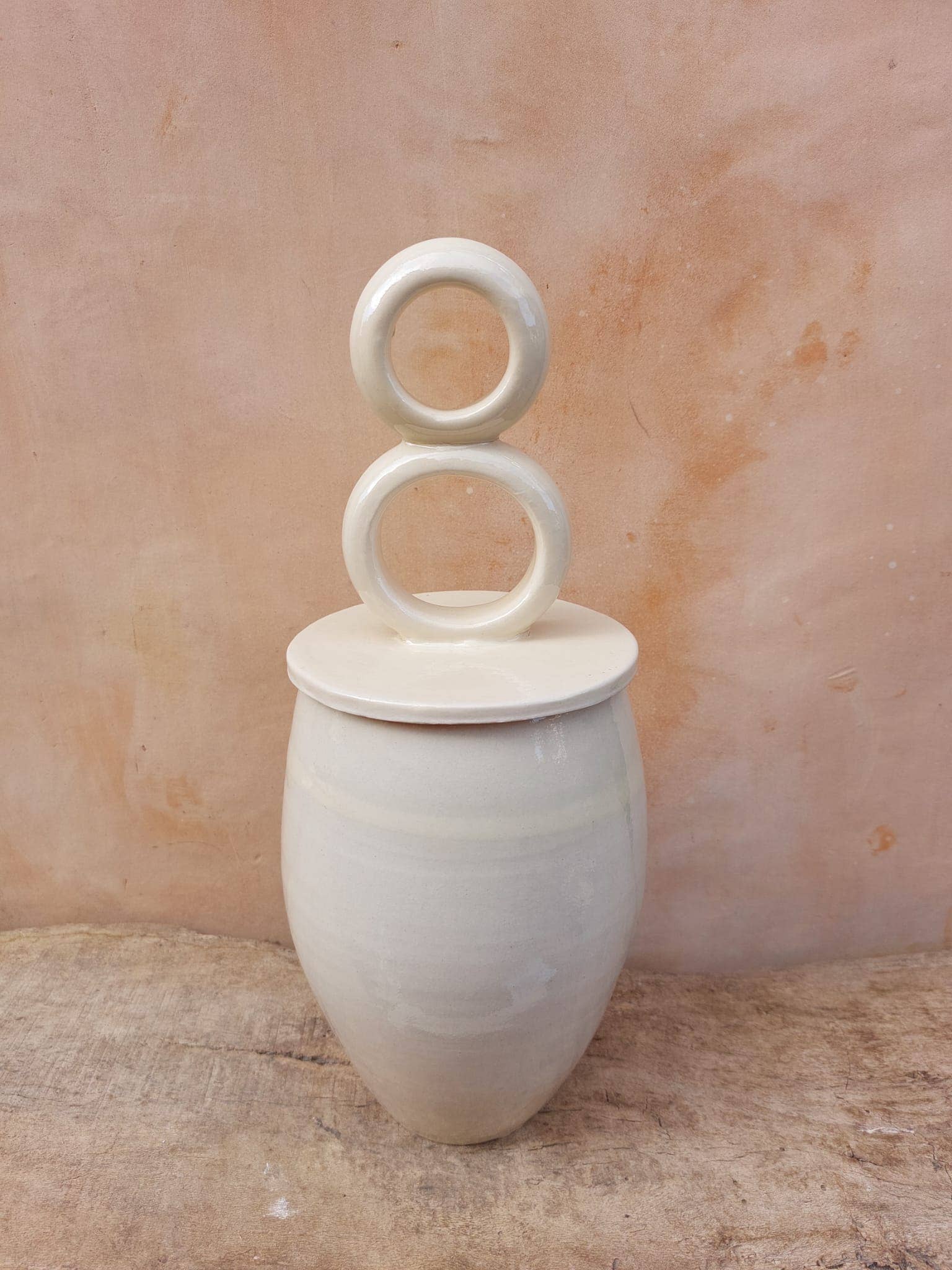 White terracotta jar. - Decor Addict, LLC