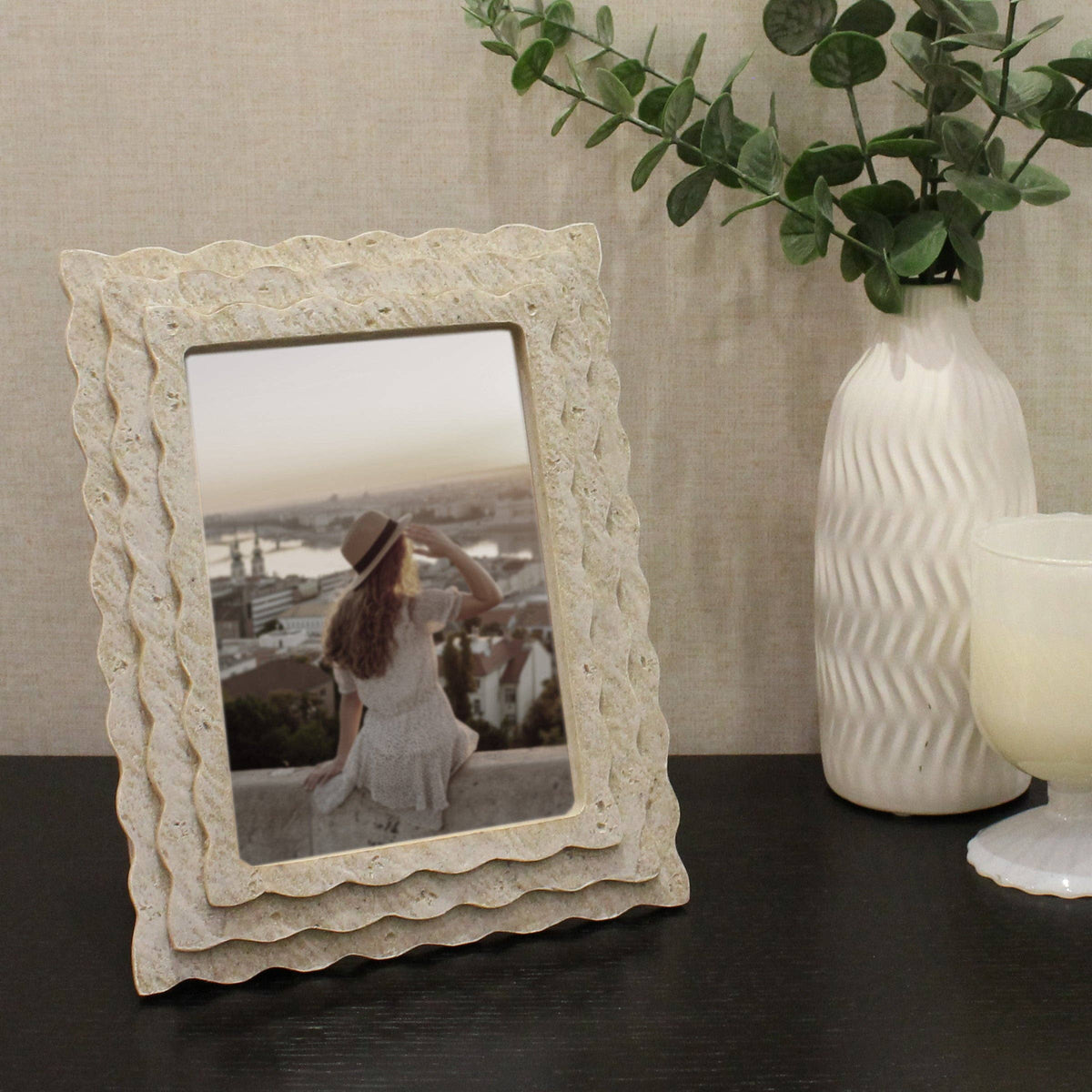 Beige Wavy Picture Frame, 5x7