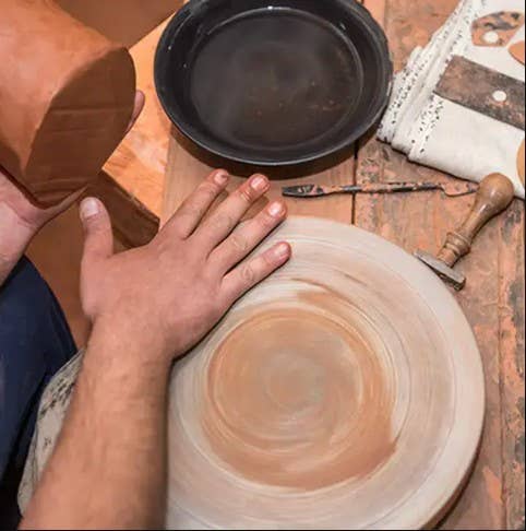 Traditional hoop.: M - Decor Addict, LLC