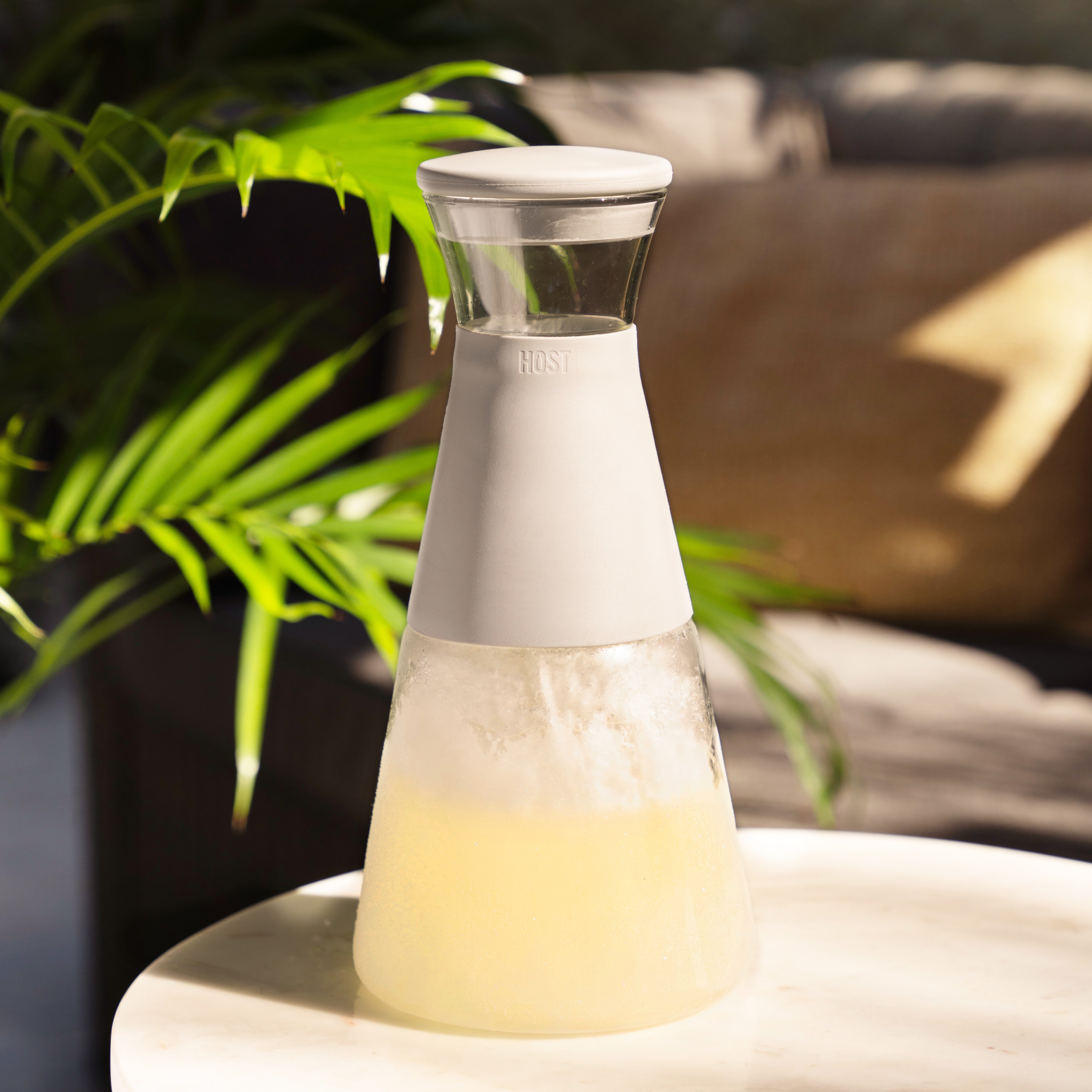 Glass FREEZE Carafe with Lid - Thumbnail 2