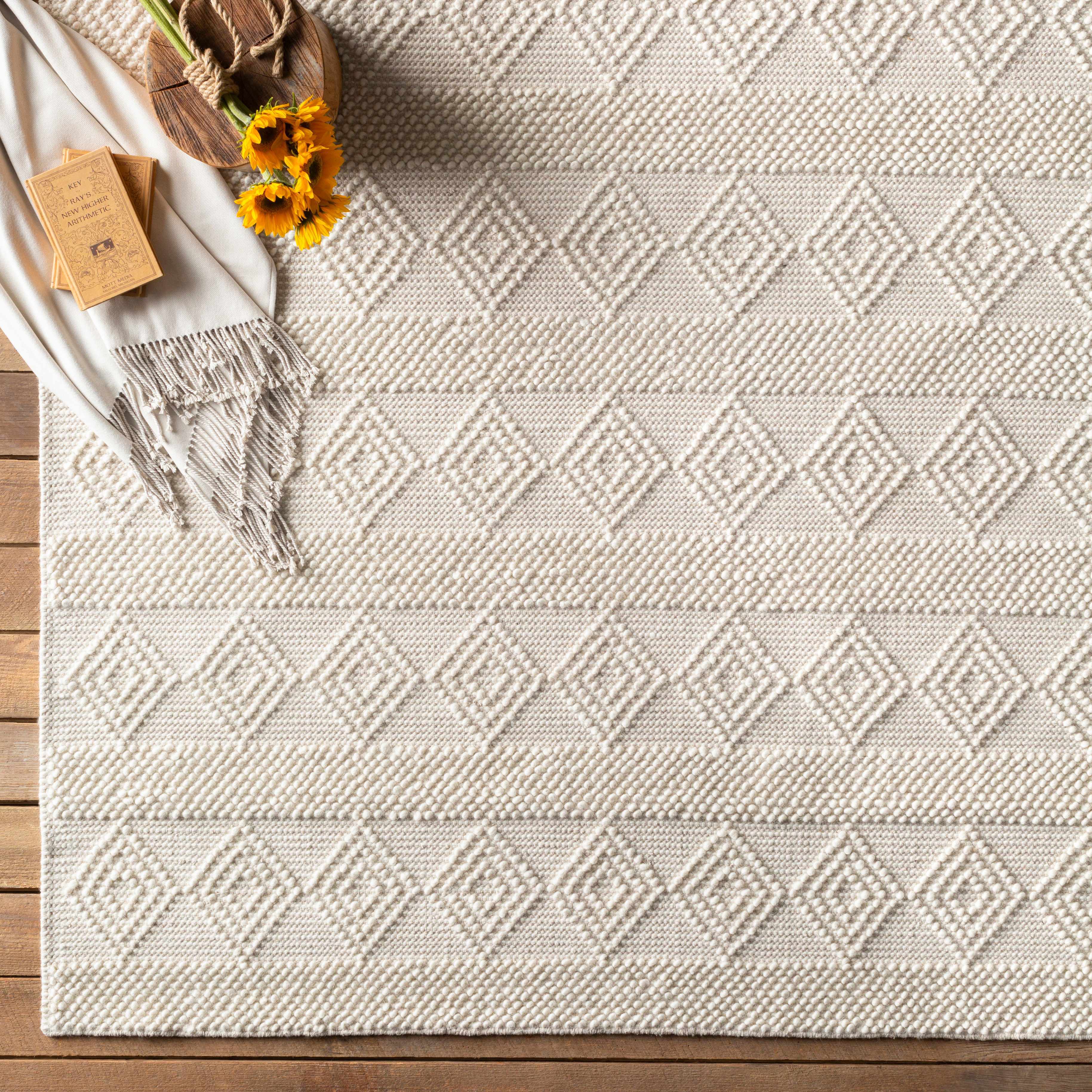 Bolinger Wool Area Rug - Decor Addict, LLC