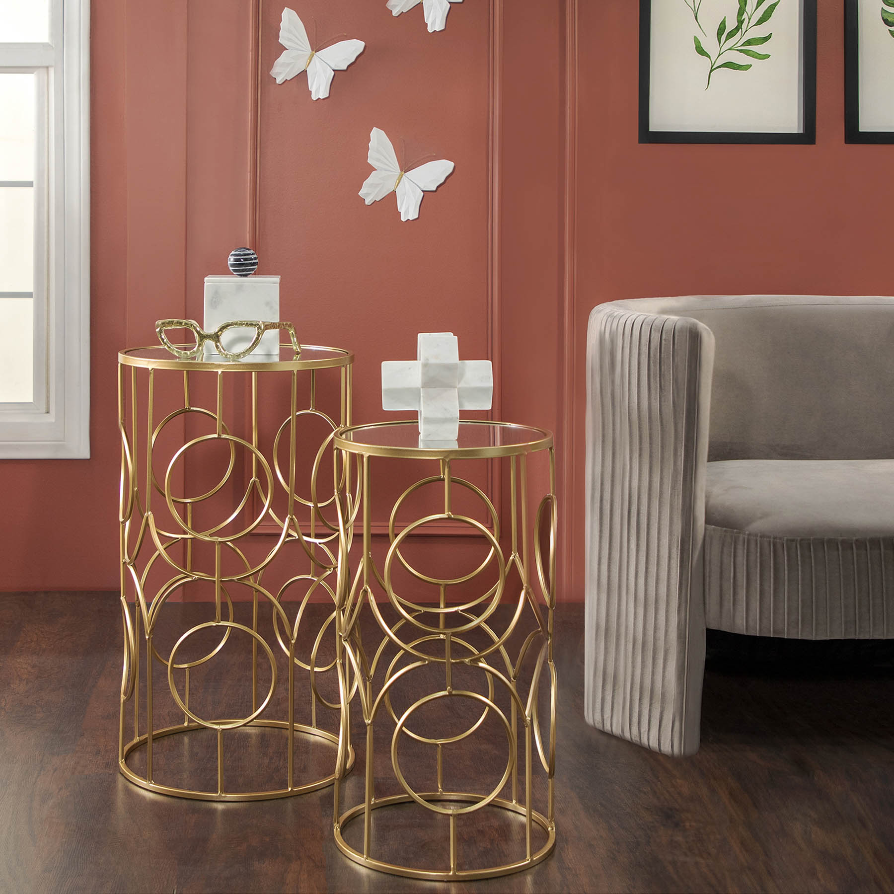 Gold Glasses Sculpture - Decor Addict, LLC