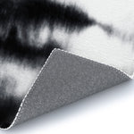 Collection de tapis Shibori noir et blanc Alison Janssen
